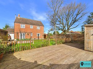 Rear Aspect - click for photo gallery